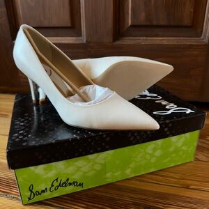 Sam Edelman Vienna Pointed Heel (White, 8)